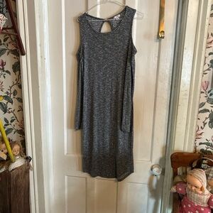 Xhilaration Black and White Long Sleeve Dress